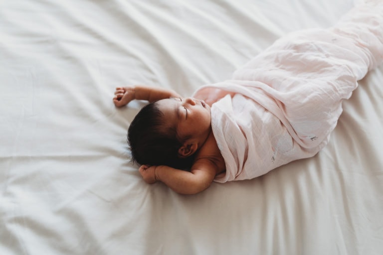 Sydney Newborn Photographer – Lifestyle in home