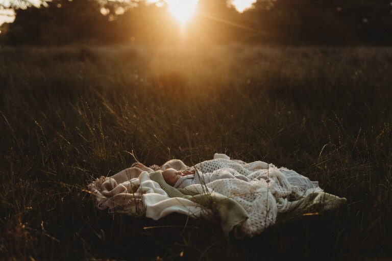 An Outdoor Newborn Session in a Sydney Field