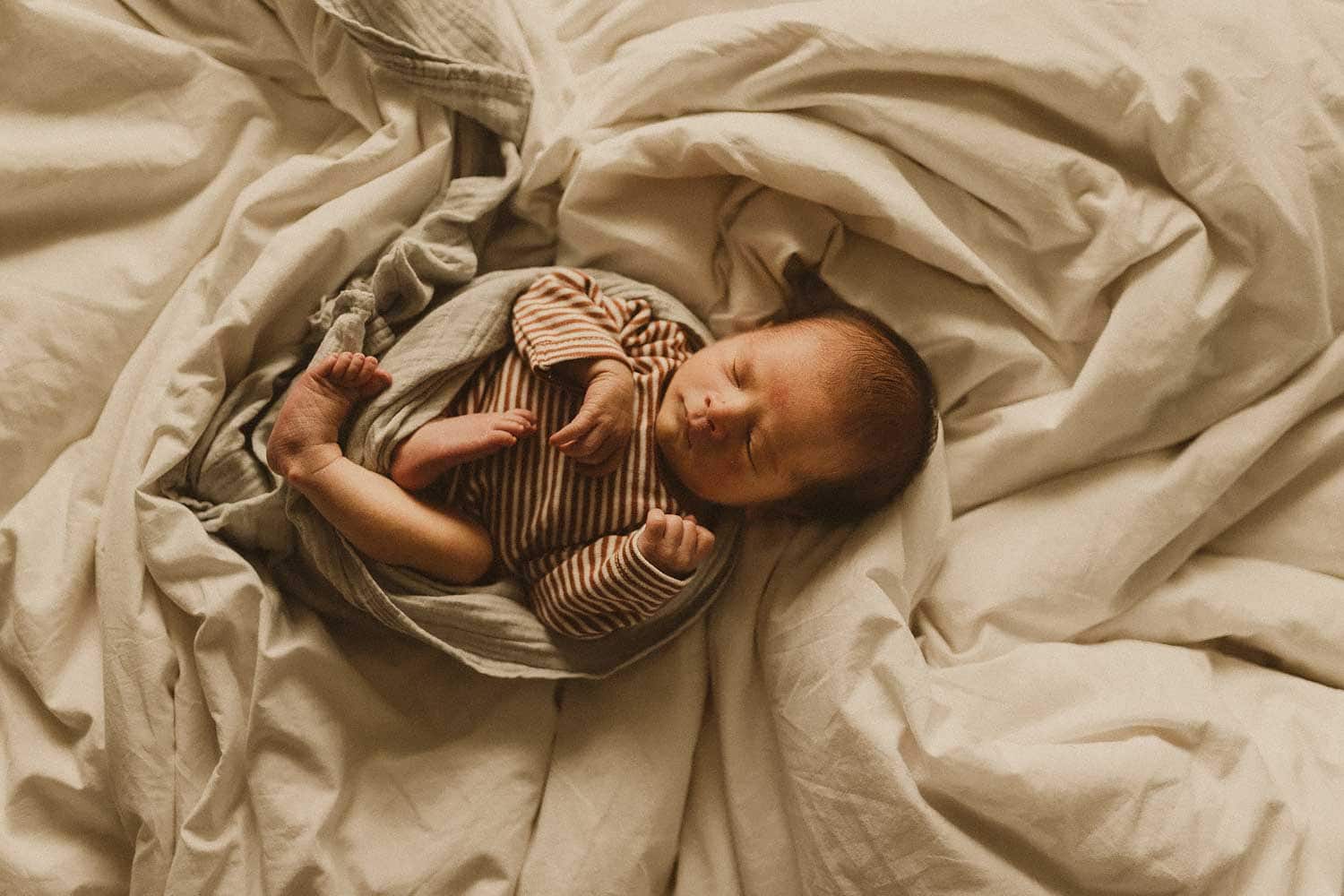 In-home-newborn-photos-sydney-sutherland-shire-9