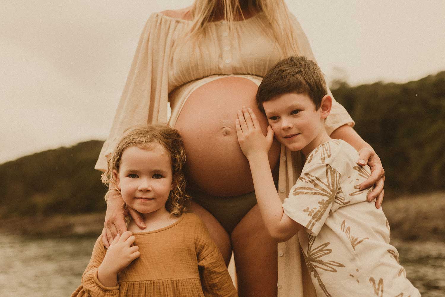 Maternity-photos-with-kids-sydney-sutherland-shire-17