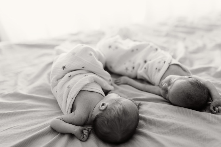 Newborn-twins-lifestyle-photography-sydney-sutherland-shire